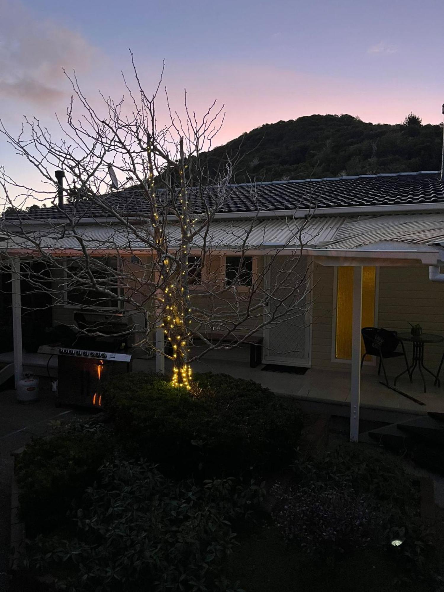 Retro 4 Bedroom Home, Warm And Welcoming, Quiet Location بوريريوا المظهر الخارجي الصورة